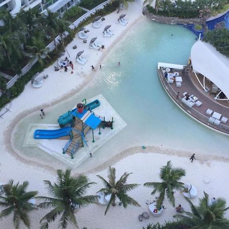 Azure South - Wave Pool - Heart Of The City Paranaque City Экстерьер фото